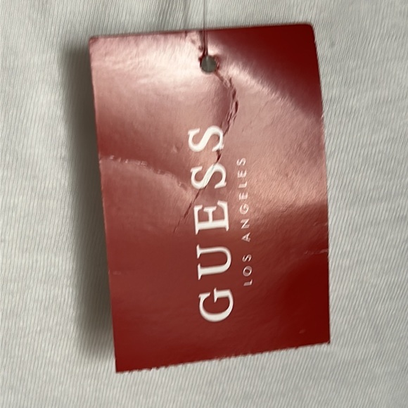 New GUESS Signature Logo White Split Tie Sleeve Cold Shoulder Tee Shirt - Picture 8 of 10